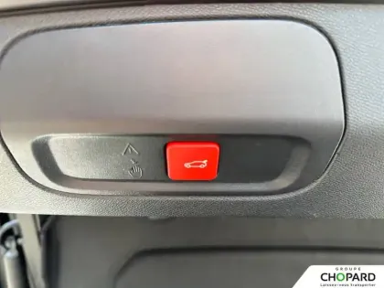 Photo 19 Peugeot 408  Hybrid 145 e-DCS6