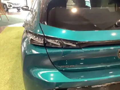 Photo 16 Peugeot 308 Gén. III Ph2 GT Exclusive 5