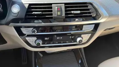 Photo 8 BMW X3  xDrive 30e 292ch BVA8