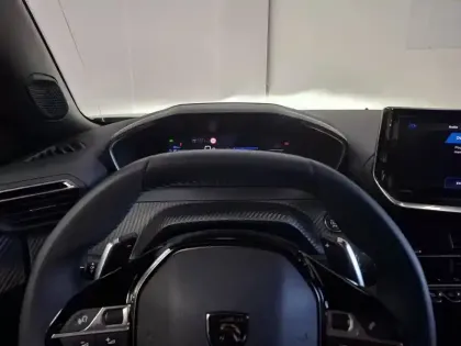 Photo 15 Peugeot 2008  Hybrid 145 e-DCS6