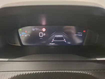 Photo 16 Peugeot 2008  Hybrid 145 e-DCS6