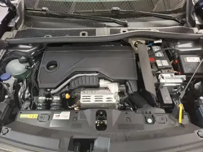 Photo 25 Peugeot 2008  Hybrid 145 e-DCS6