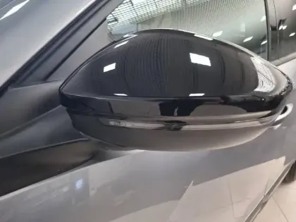 Photo 24 Peugeot 2008  Hybrid 145 e-DCS6