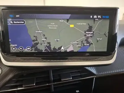 Photo 17 Peugeot 2008  Hybrid 145 e-DCS6