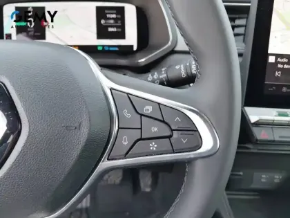 Photo 17 Renault Captur  E-Tech full hybrid 145 ch