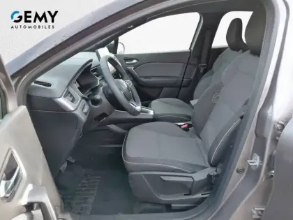 Photo 8 Renault Captur  E-Tech full hybrid 145 ch