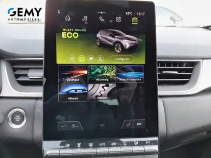 Photo 25 Renault Captur  E-Tech full hybrid 145 ch