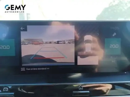 Photo 18 Citroën C4 e- 136 ch Automatique