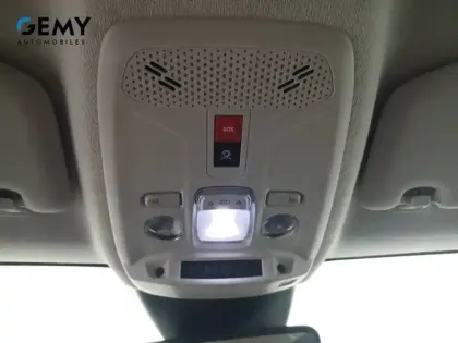 Photo 74 Citroën C4 e- 136 ch Automatique