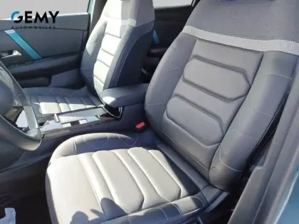 Photo 8 Citroën C4 e- 136 ch Automatique