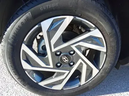Photo 86 Hyundai Bayon  1.0 T-GDi 100 DCT-7