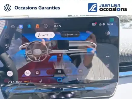 Photo 19 Volkswagen T-roc  1.5 eTSI EVO2 Hybrid 116 ch DSG7