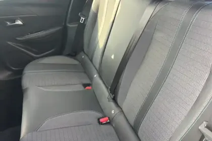 Photo 9 Peugeot 208  Electrique 50 kWh 136ch