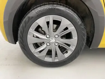 Photo 43 Peugeot 208 Gén. II Ph1 NG Allure Business 5