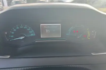 Photo 14 Peugeot 208  Electrique 50 kWh 136ch