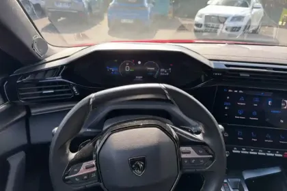 Photo 16 Peugeot 308  PHEV 225 e-EAT8