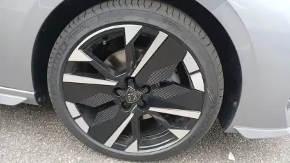 Photo 14 Peugeot 308 Gén. III Ph2 GT 5