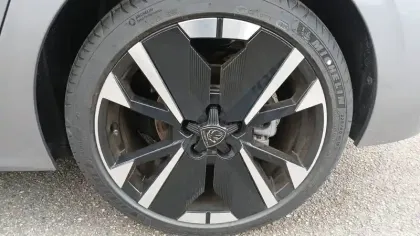 Photo 12 Peugeot 308 Gén. III Ph2 GT 5