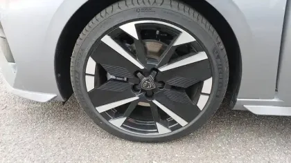 Photo 13 Peugeot 308 Gén. III Ph2 GT 5