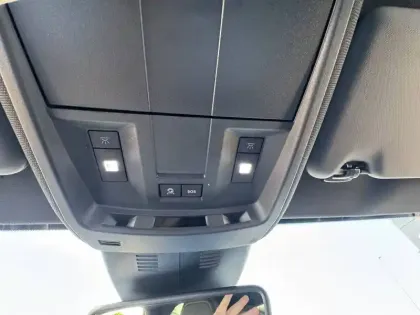 Photo 32 Peugeot 3008  Hybrid 136 e-DCS6