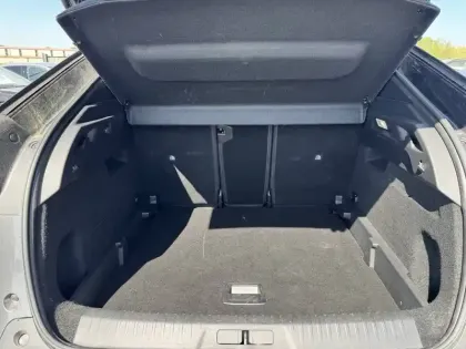 Photo 35 Peugeot 3008  Hybrid 136 e-DCS6