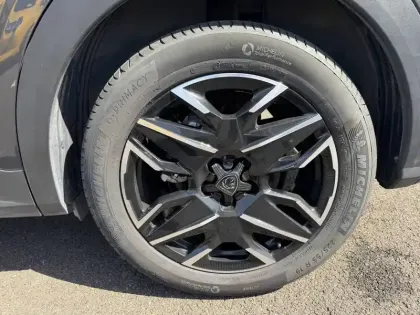 Photo 41 Peugeot 3008  Hybrid 136 e-DCS6