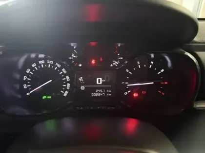 Photo 71 Citroën C3  PureTech 83 ch BVM5