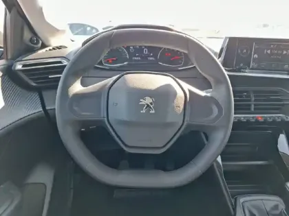 Photo 32 Peugeot 208 Gén. II Ph1 NG Like 5