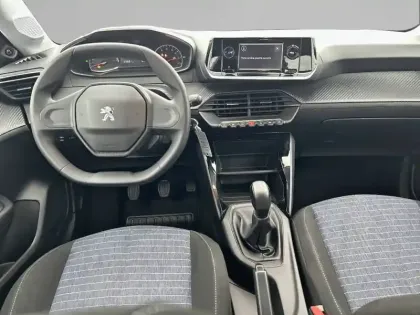 Photo 79 Peugeot 208  PureTech 75 S&S BVM5
