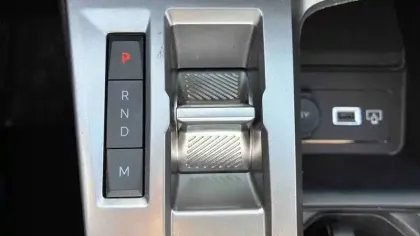 Photo 15 Peugeot 308  SW Hybrid 145 e-DCS6