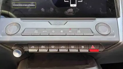 Photo 14 Peugeot 308  SW Hybrid 145 e-DCS6