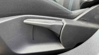Photo 114 Peugeot 308  SW Hybrid 145 e-DCS6