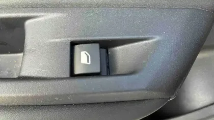 Photo 115 Peugeot 308  SW Hybrid 145 e-DCS6