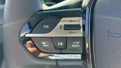 Photo 17 Peugeot 308  SW Hybrid 145 e-DCS6