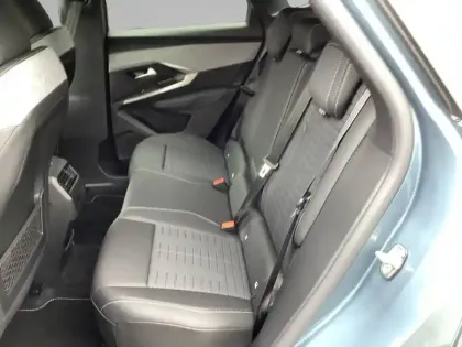 Photo 34 Peugeot 3008  Hybrid 145 e-DCS6