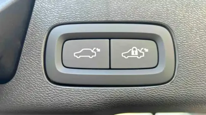 Photo 19 Volvo Xc60  T6 AWD Hybride rechargeable 253 ch+145 ch Geartronic 8