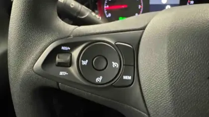 Photo 22 Opel Corsa Gén. VI Ph1 NG Edition 5