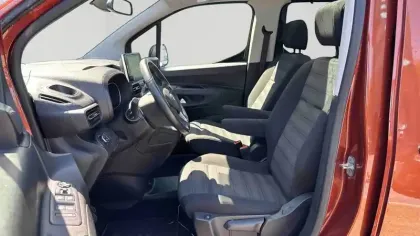 Photo 13 Opel Combo  Life L1H1 1.5 Diesel 130 ch Start/Stop