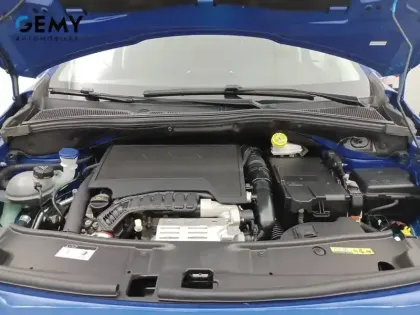 Photo 58 Peugeot 2008  PureTech 110ch S&S EAT6