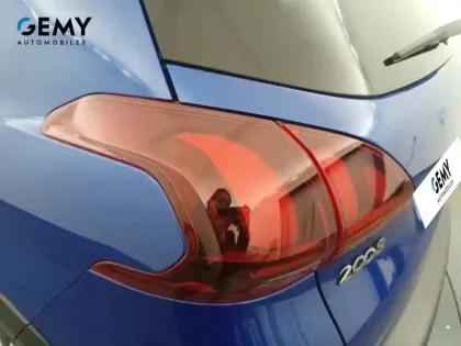 Photo 60 Peugeot 2008  PureTech 110ch S&S EAT6