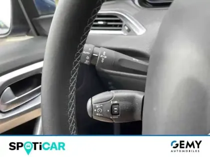 Photo 14 Peugeot 2008 Gén. I Ph2 Crossway 5