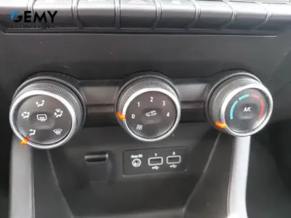 Photo 20 Renault Clio  Blue dCi 85