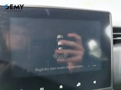 Photo 24 Renault Clio  Blue dCi 85