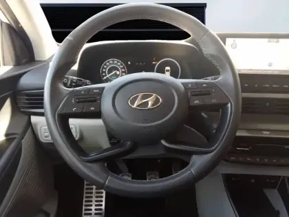 Photo 11 Hyundai Bayon  1.0 T-GDi 100 Hybrid 48V