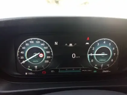 Photo 22 Hyundai Bayon  1.0 T-GDi 100 Hybrid 48V