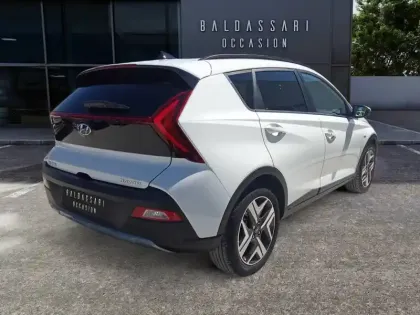 Photo 37 Hyundai Bayon  1.0 T-GDi 100 Hybrid 48V