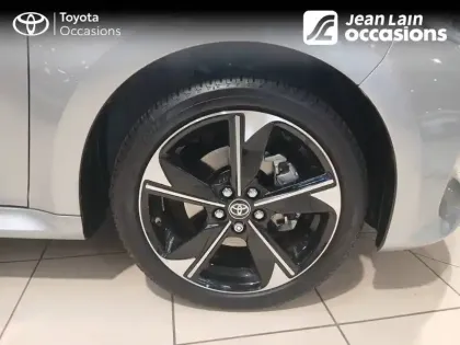 Photo 8 Toyota Yaris  Hybride 130h