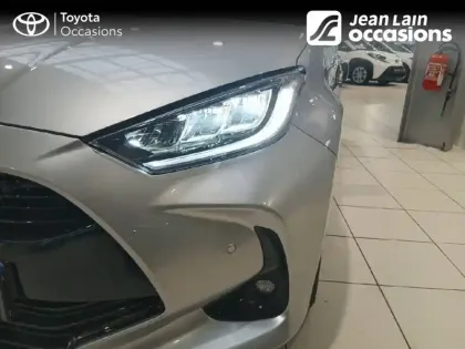 Photo 19 Toyota Yaris  Hybride 130h