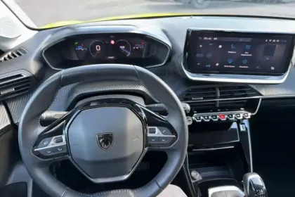 Photo 17 Peugeot 208 Gén. II Ph2 Allure 5