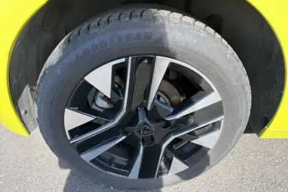 Photo 12 Peugeot 208 Gén. II Ph2 Allure 5